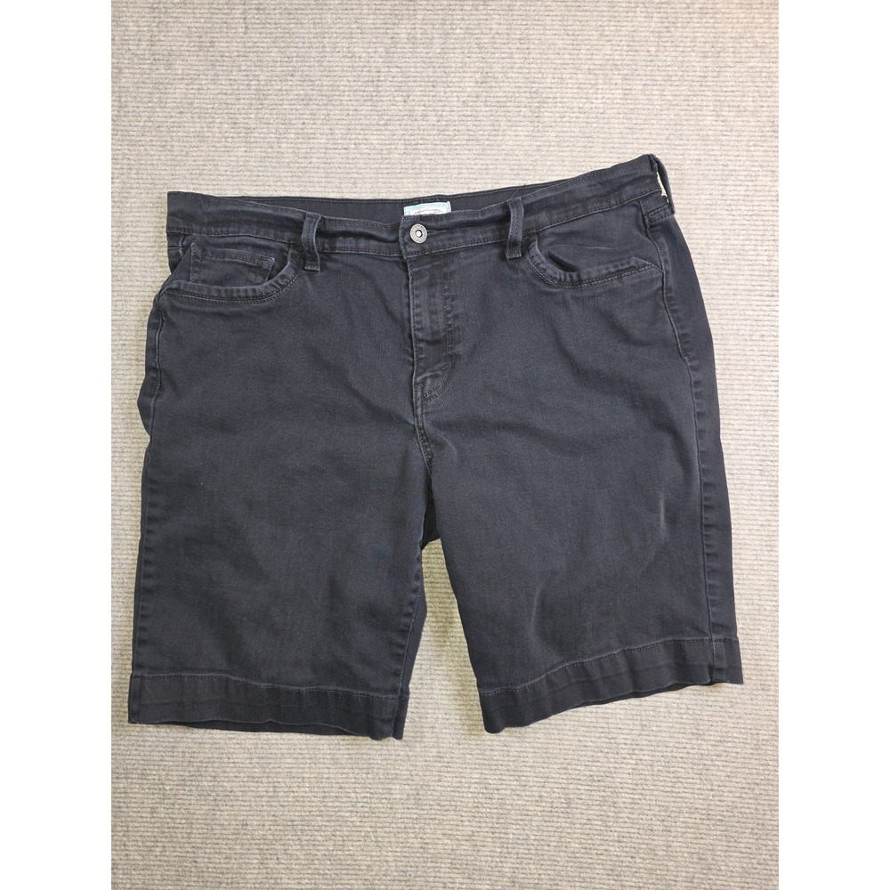 Levi's Women's Denim Bermuda 515 Black Shorts Size 16 Stretch 36x17x10